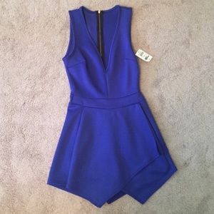 SKORT ROMPER NWT